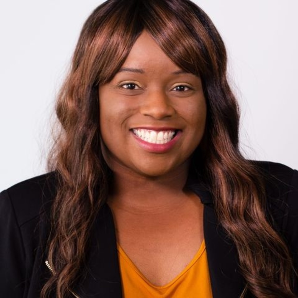 Meet your Posher, Larita